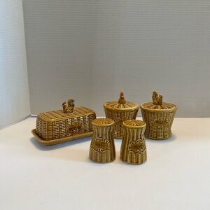 Vintage MCM Rooster Chicken Basket Weave Ceramic  Serving Dish RARE 8 Piece Set